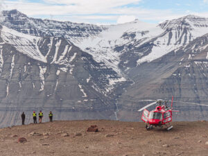 Kobold_helicopter and mountain