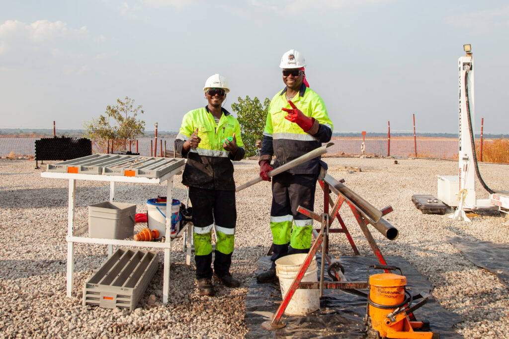 KIR_KM_IV_MINGOMBA-93_cropped